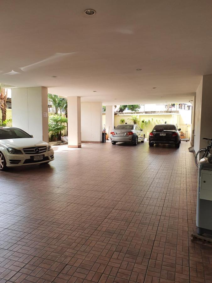552 Residence Bangkok Luaran gambar