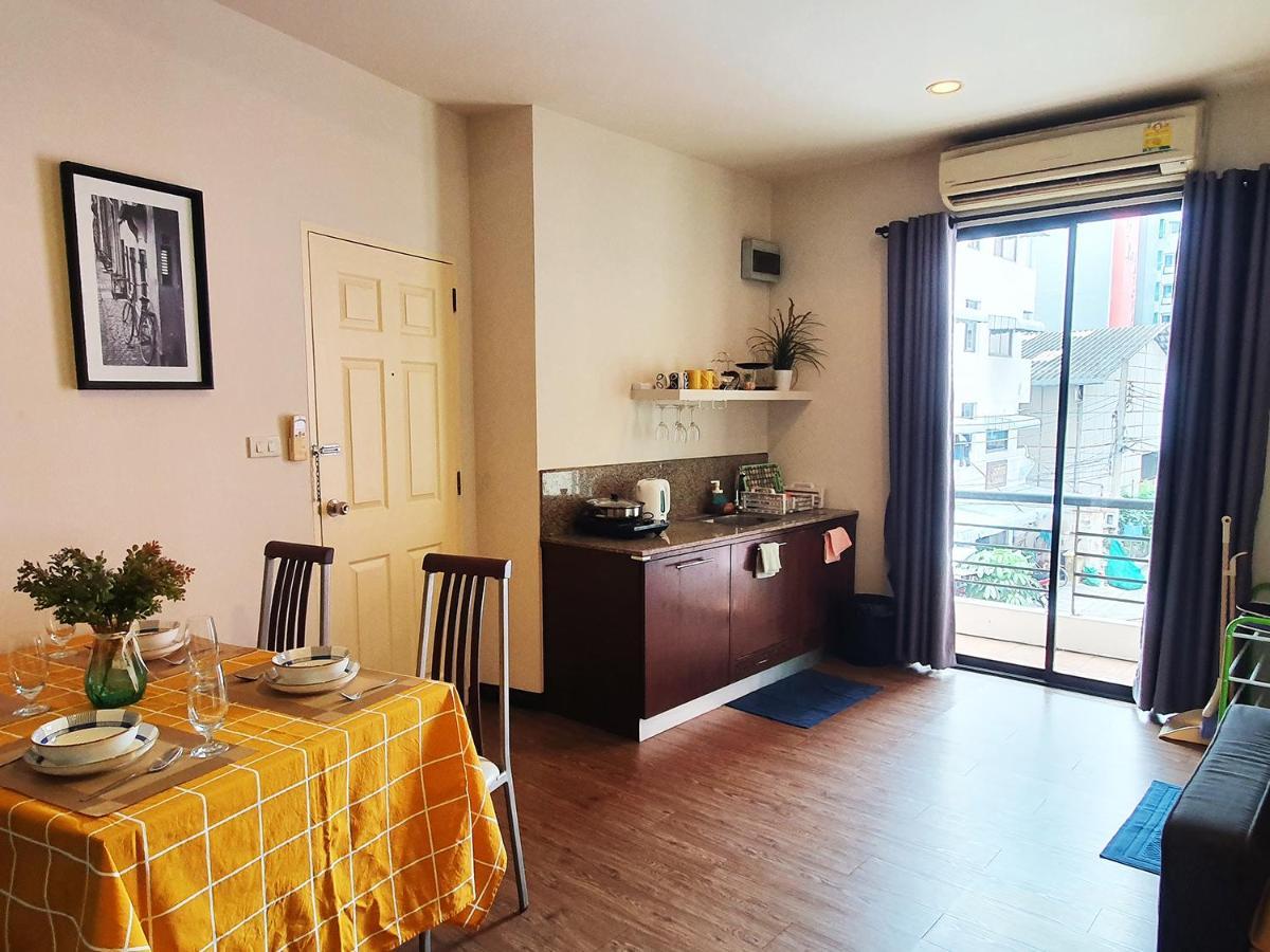 552 Residence Bangkok Luaran gambar