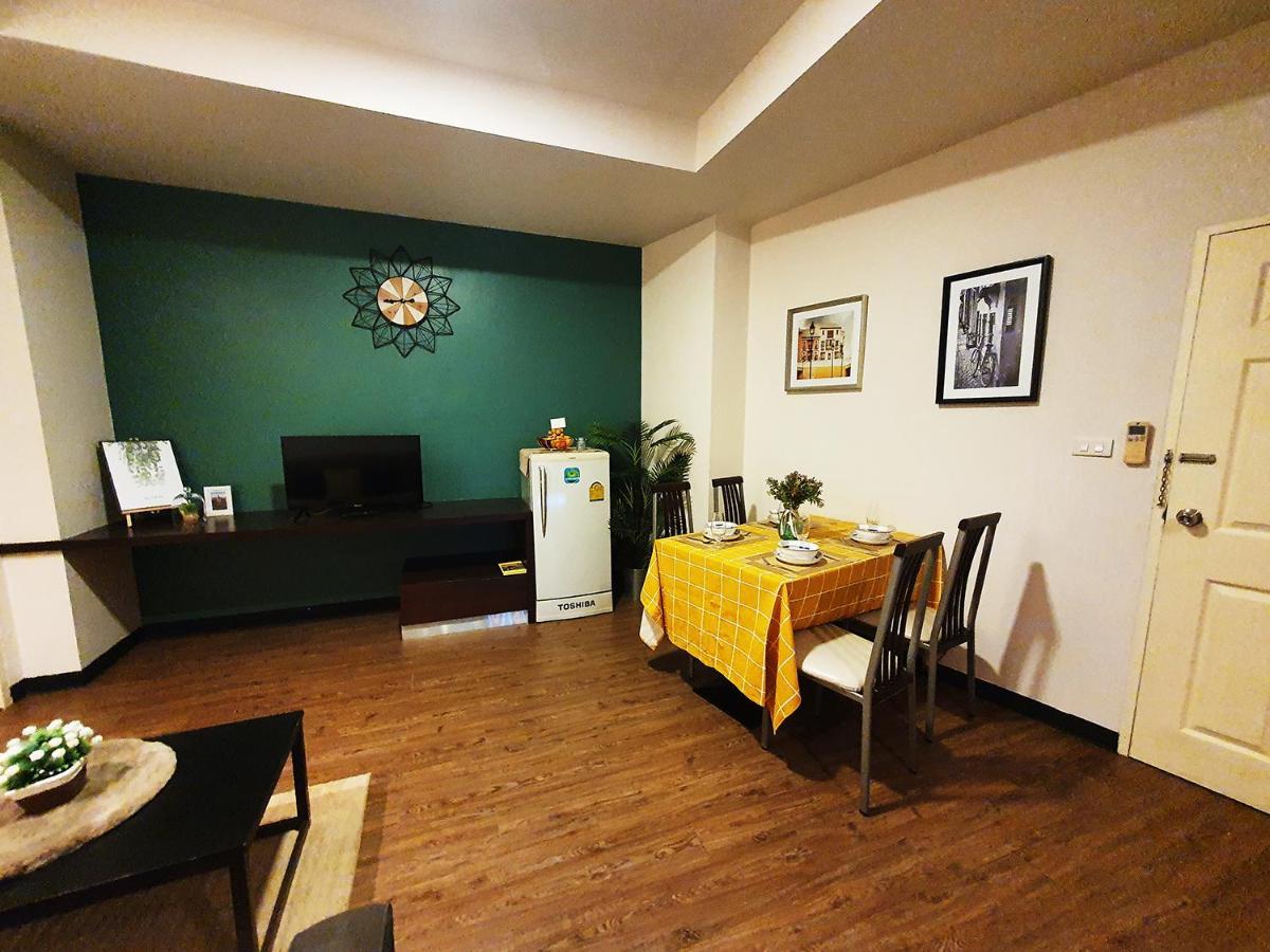 552 Residence Bangkok Luaran gambar