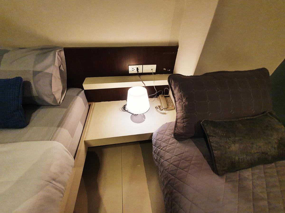 552 Residence Bangkok Luaran gambar