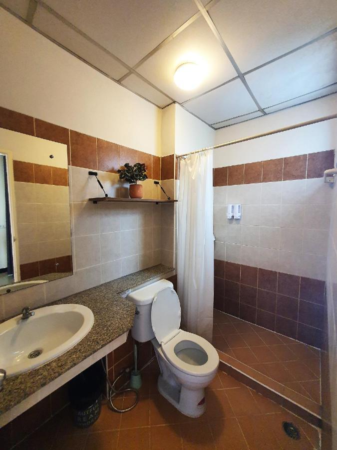 552 Residence Bangkok Luaran gambar